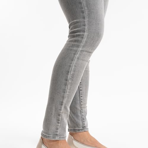 Women's Closed-Toe Pumps