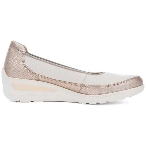 Women's Closed-Toe Pumps