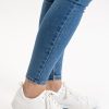 Women's Low-Top Sneakers