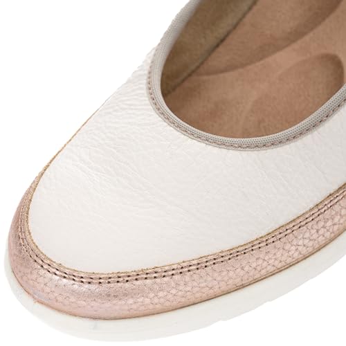 Women's Closed-Toe Pumps